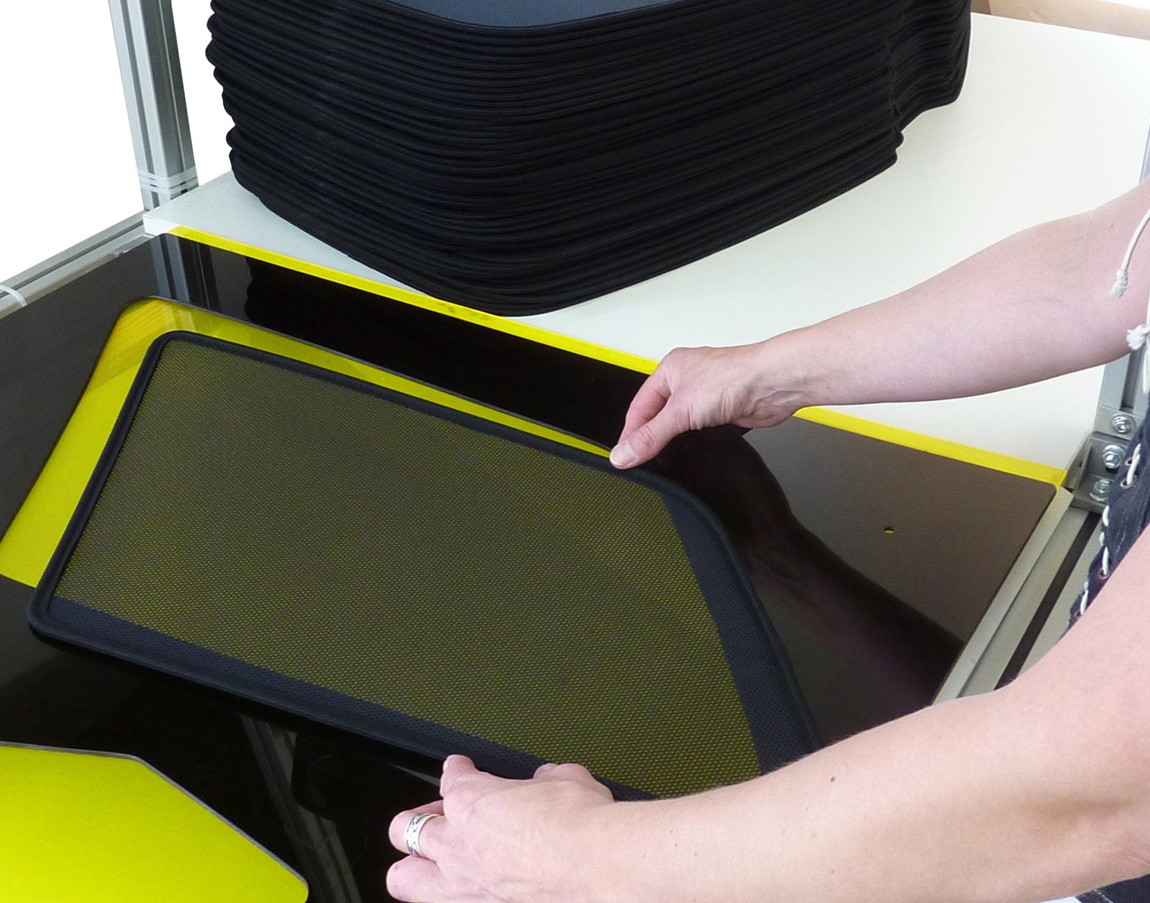 quality control of a sunshade part