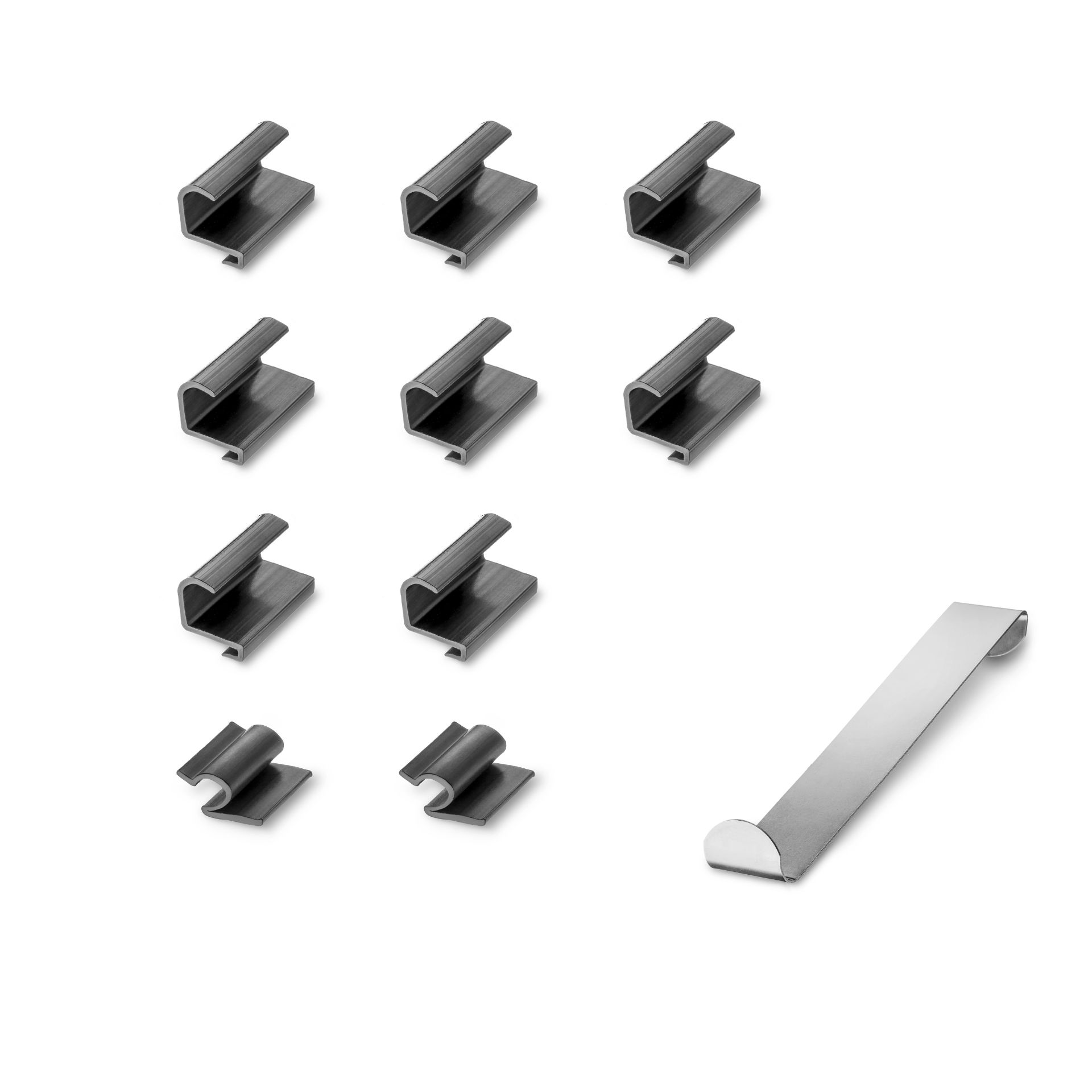 ein Halterset mit Einbauhilfe für Dacia Sandero 2