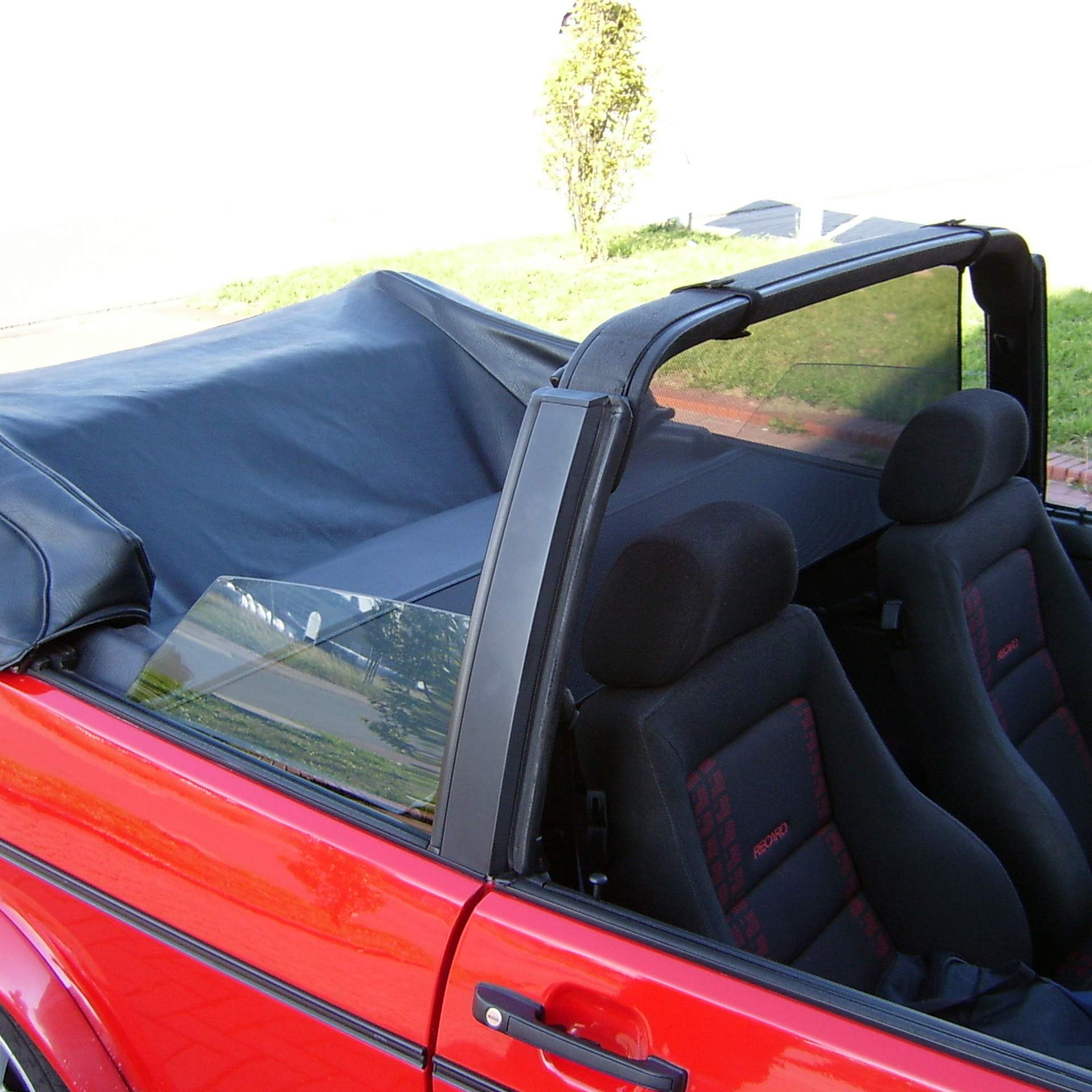 ein Golf 1 mit einem XL Windschott